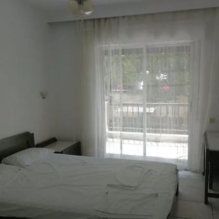 Apartment Ioli *